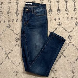 Kancan jeans